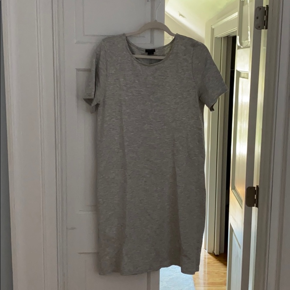 Light Grey stretchy Short sleeves dress